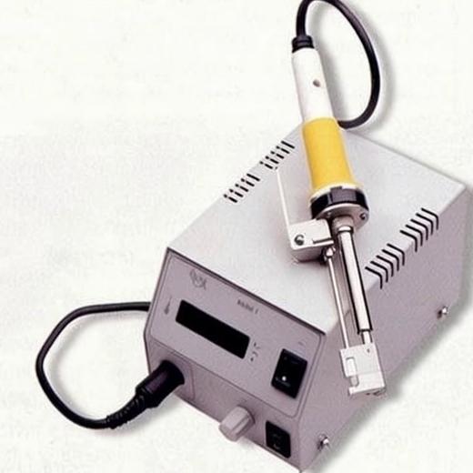 Přístroj na prodlužování vlasů